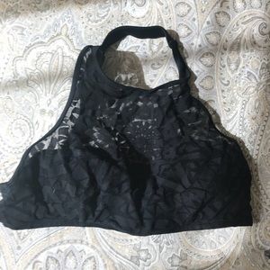 Black halter bikini top!